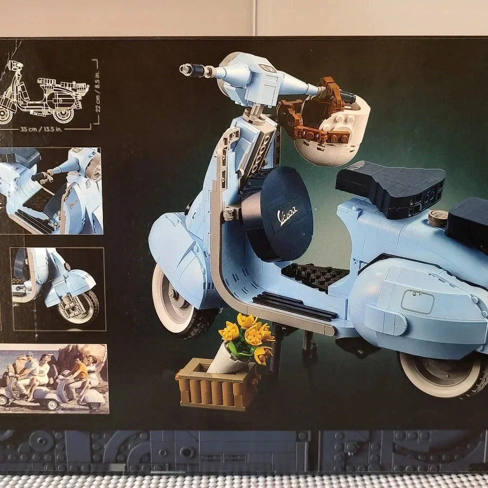 Lego 10298 Vespa 125 Building Toy Set NWT